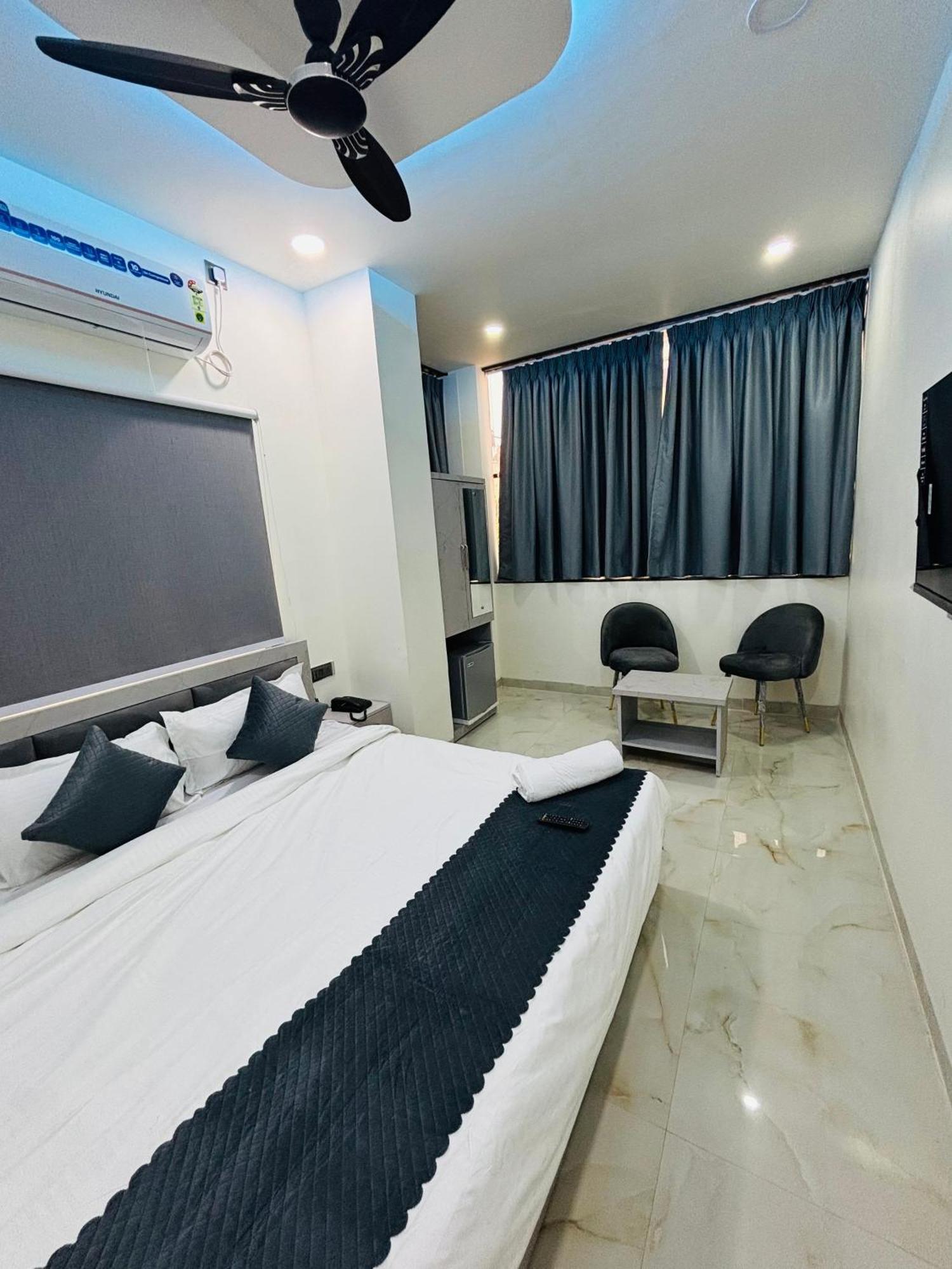 Hotel Sky City Nagpur Exterior photo