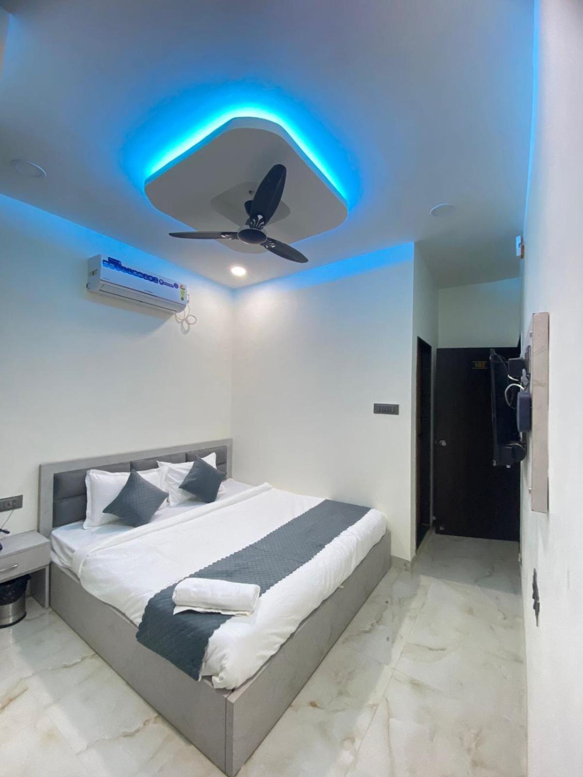 Hotel Sky City Nagpur Exterior photo